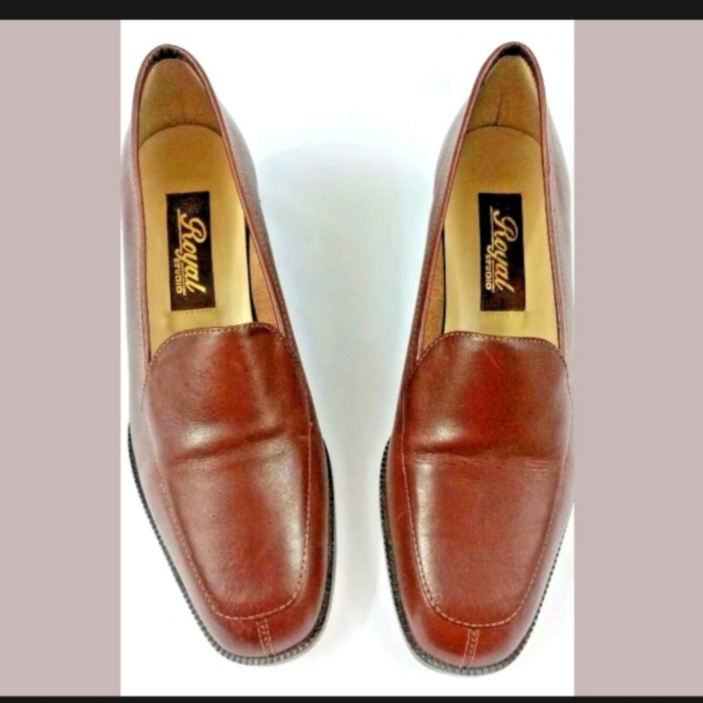 BROWN LOAFER'S MADE IN BRAZIL LEATHER UPPER